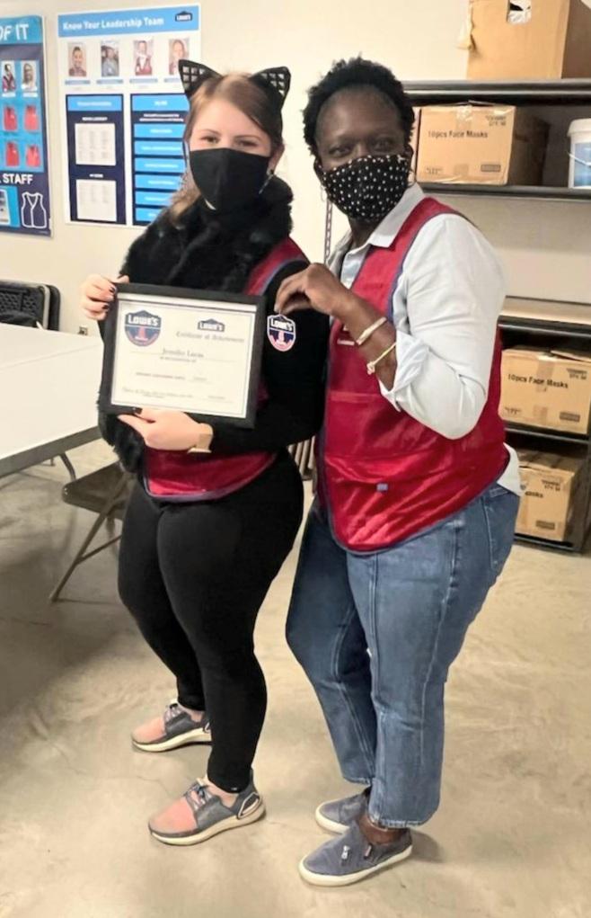 Jenniclucas's tweet photo. Wow!!! A big thank you to everyone for recognizing my 6 year work anniversary with Lowe’s. A special thank you to Hope, Zony, Team 3274, and 1290 SSAs. You all have me feeling the love &amp; I couldn't thank you enough. ❤ #loweslife @BlueBoxR1 @EdwardC94318057 @CKirrrrby @1290Lowes https://t.co/dm7F1Z6Mbs