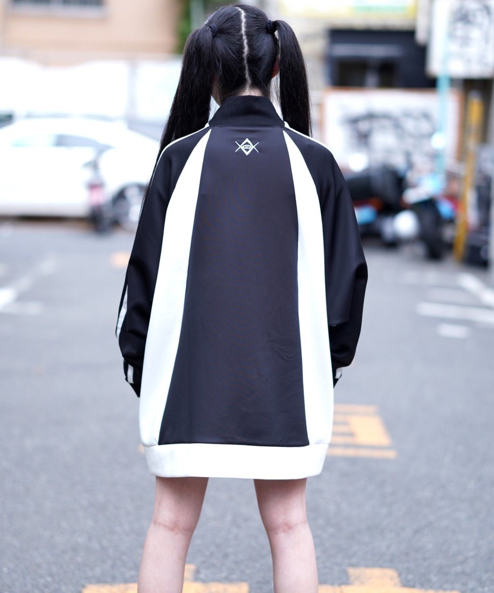 👁‍🗨REFLEM(レフレム) NEW ARRIVAL 大胆な切り返しの 大きめサブカル