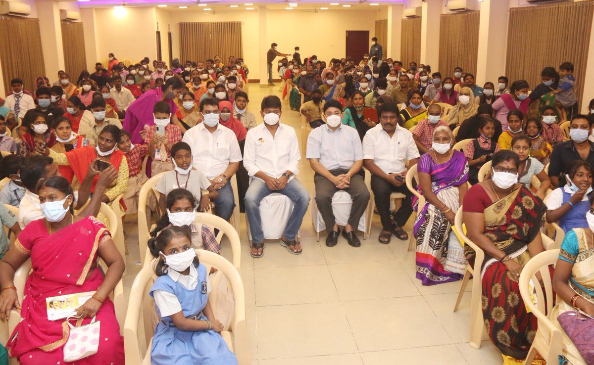 Dayanidhi_Maran's tweet photo. மாண்புமிகு தமிழ்நாடு முதலமைச்சர் திரு@mkstalin அவர்களின் வழிகாட்டுதலின்படி, சென்னை மேற்கு மாவட்டம் சேப்பாக்கம் திருவல்லிக்கேணி சட்டமன்ற தொகுதிக்குட்பட்ட 63வது வட்டம் செல்லப்பிள்ளையார் கோயில் தெருவில் உள்ள எம்.எஸ்.மஹாலில் சேப்பாக்கம் திருவல்லிக்கேணி சட்டமன்ற தொகுதிக்குட்பட்ட..
1/3 https://t.co/etlfxu4duV