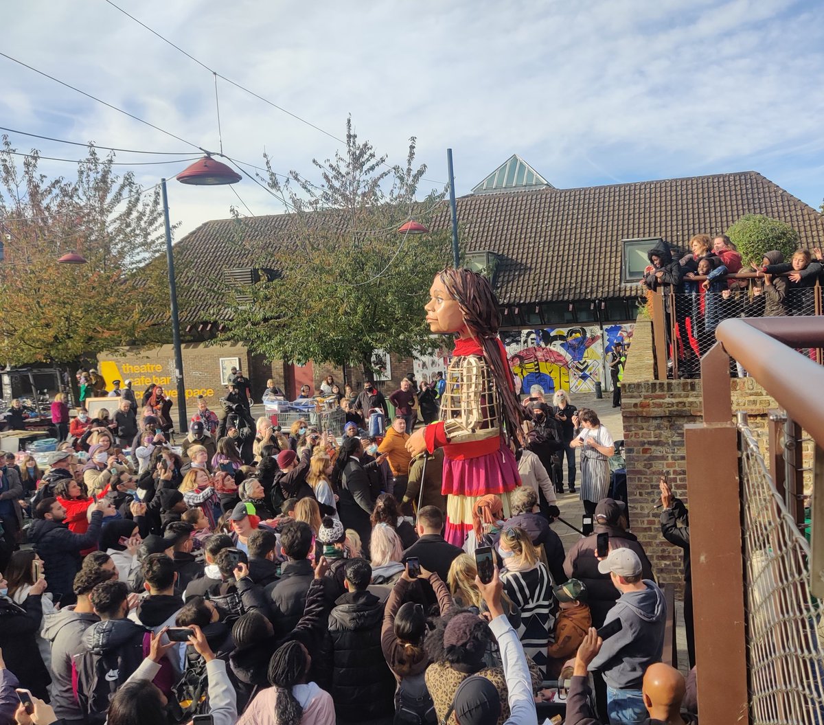 Joyful welcome for #LittleAmal outside <a href="/TheAlbanySE8/">Albany Deptford</a> this morning. Sending a clear message #refugeeswelcome and marking the start of #Lewisham2022 Borough of Culture in #Deptford, the creative heartbeat of the borough ❤️