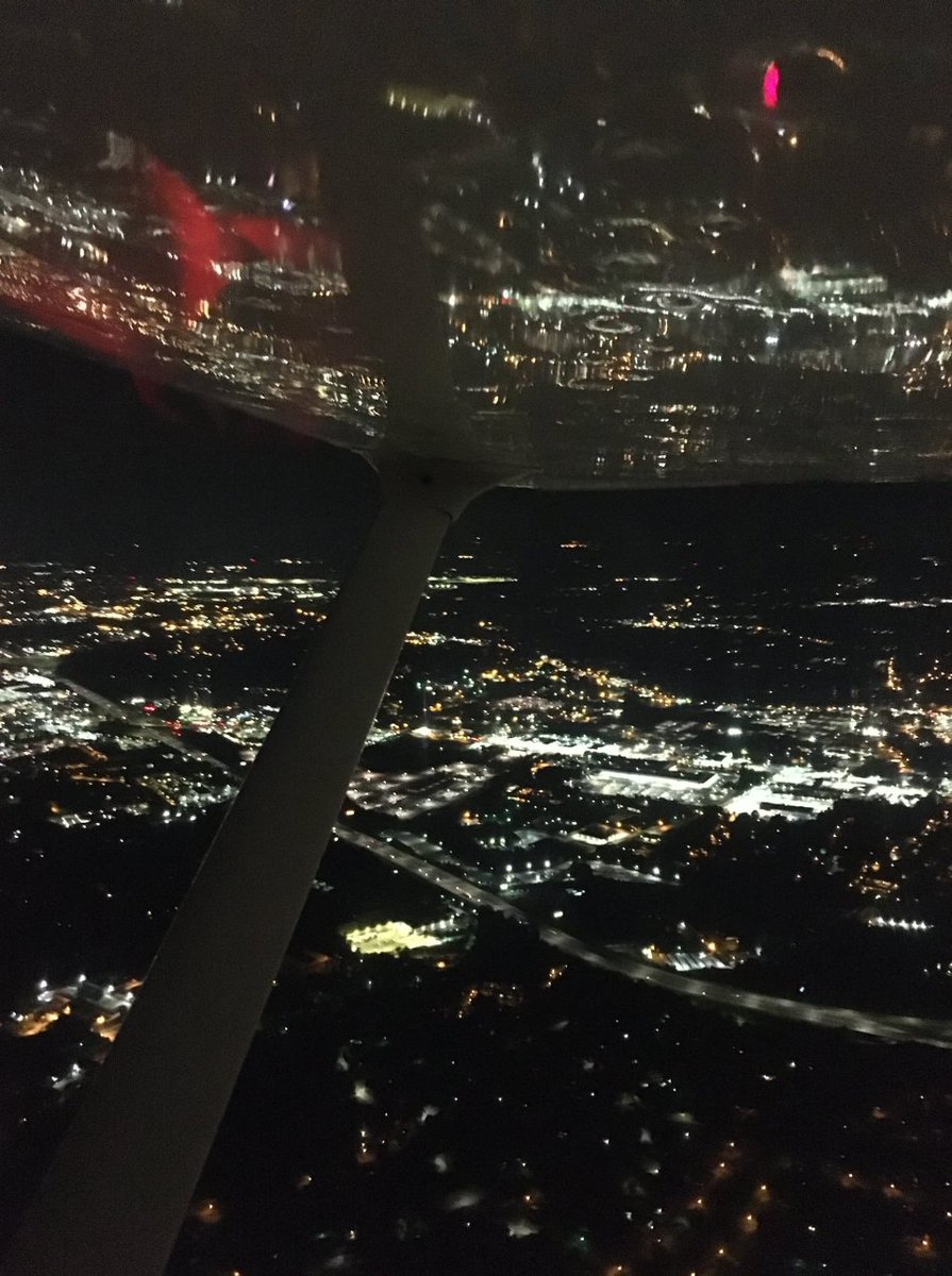 wayneswanson4's tweet photo. @d8thcshop at 10,000 ft. coming in to night land with all new instruments , Wow! https://t.co/gF88KlN8As