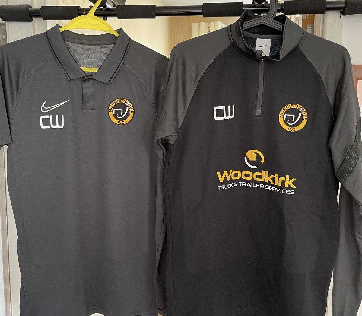 Norristhorpe FC (@norristhorpefc1) on Twitter photo New gear ready to go ! Thanks <a href="/CallumWheatley4/">Callum Wheatley</a> for sorting it and Jason at Woodkirk Truck and Trailer for the sponsor ! Lads will be looking sharp this weekend! #NFC #ATAW π‘β«οΈ New gear ready to go ! Thanks <a href="/CallumWheatley4/">Callum Wheatley</a> for sorting it and Jason at Woodkirk Truck and Trailer for the sponsor ! Lads will be looking sharp this weekend! #NFC #ATAW π‘β«οΈ