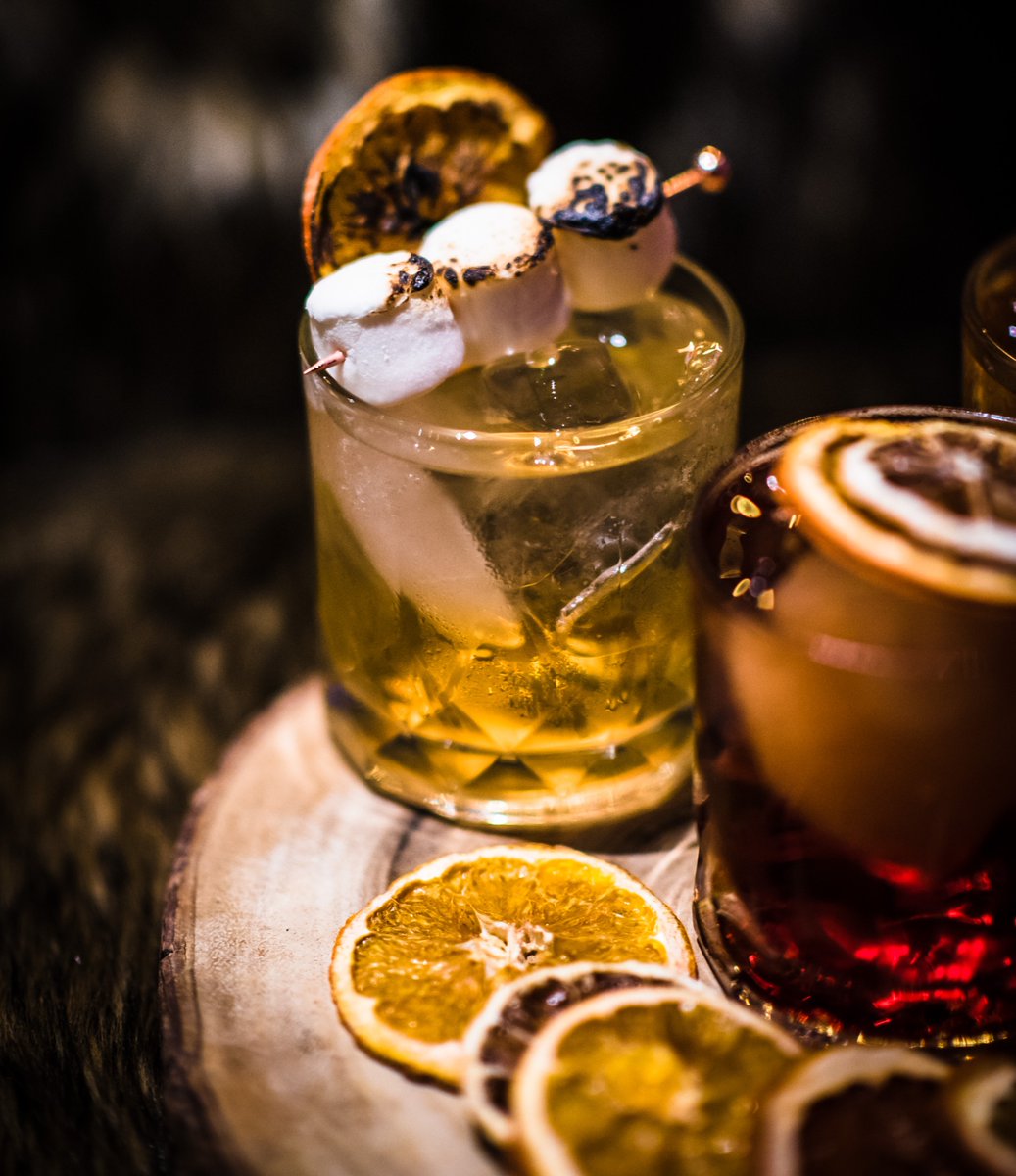 Your Autumn cocktail is ready to be sipped.

Discover a range of seasonal cocktails made by our talented mixologists.

cavehotels.com