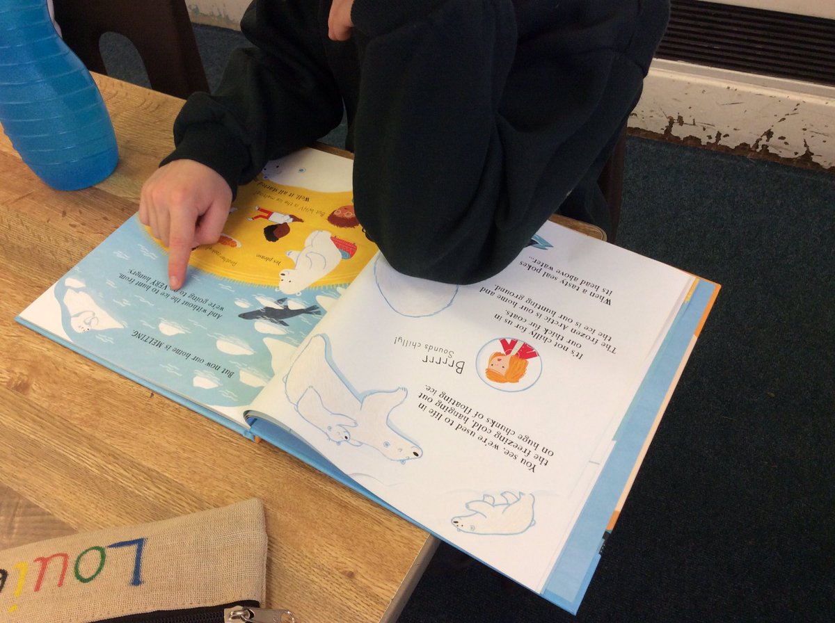 CVJSchool's tweet photo. More photos of us enjoying ‘Can we really help the polar bears?’
@Usborne 
#CanWeReallyHelpPolarBears 
@readingagency https://t.co/Hr67pvLMjb