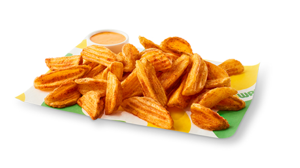 MrPaulDodd's tweet photo. DO NOT BUY the @SubwayUK Potato Crispers. Got enticed by the lovely picture then got served these soggy wedges with a little shake of southwest on top! Duped https://t.co/r7SUuqe8H2