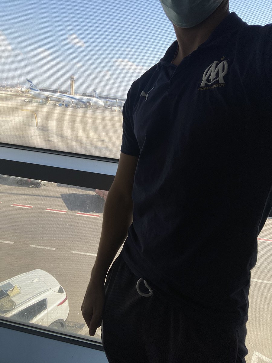 Parcourir ~5.000km depuis Tel Aviv 🇮🇱 pour venir assister au classico au Velodrome ⚪️Ⓜ️🔥✈️
#OMFanClub #Classico #OMPSG #TeamOM #ForzaOM