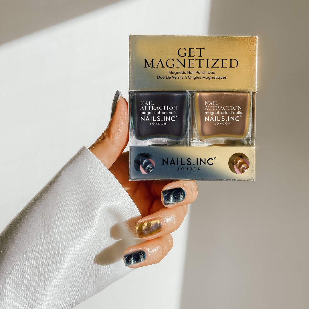 nailsinc's tweet photo. Make your mani magnetized with our new nail polish duo! 🧲
Get the effect in seconds using the included magnet! Available now @Sephora

#nailsinc #getmagnetized #nailpolish https://t.co/ycTp2m6Uvj