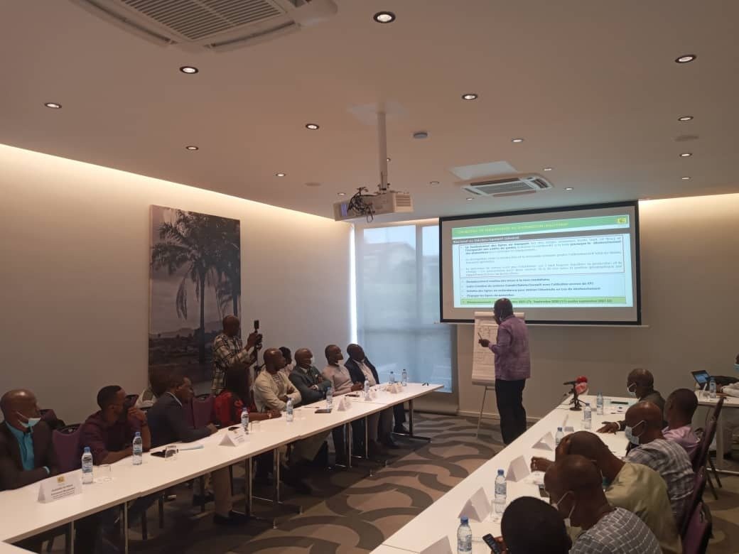 La puissance énergétique disponible en Guinée est d'environ 1040 MW dont 812 sur le réseau interconnecté de Conakry et le reste dans les réseaux isolés des centres de l'intérieur.
#EDG #Energie #Médias #PressePublique #PressePrivée