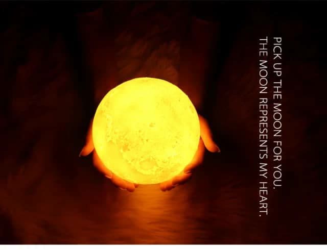 checksense_'s tweet photo. HUMIDIFICATEUR EN LUNE 3D 

*diffuseur de brume fraîche 
*veilleuse de nuit
*plusieurs lumières 
*juste introduire de l'eau et parfumer la salle
*fonctionne au courant électrique 

Prix 9.000f interessé ib 
Contact: 695213243
#douala #yaounde https://t.co/1yCSvcRocu