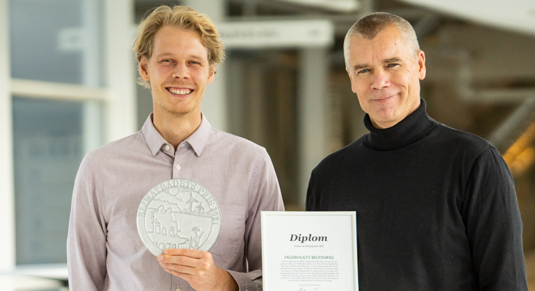 Haboföretaget Fagerhults Belysning är årets vinnare av Klimatpriset.

Genom sin lansering av en belysningsarmatur av papp har företaget visat att innovation och nytänkande går hand i hand med ett framgångsrikt klimatarbete.

Mer om om årets Klimatpris:
lnkd.in/ednJtqNC