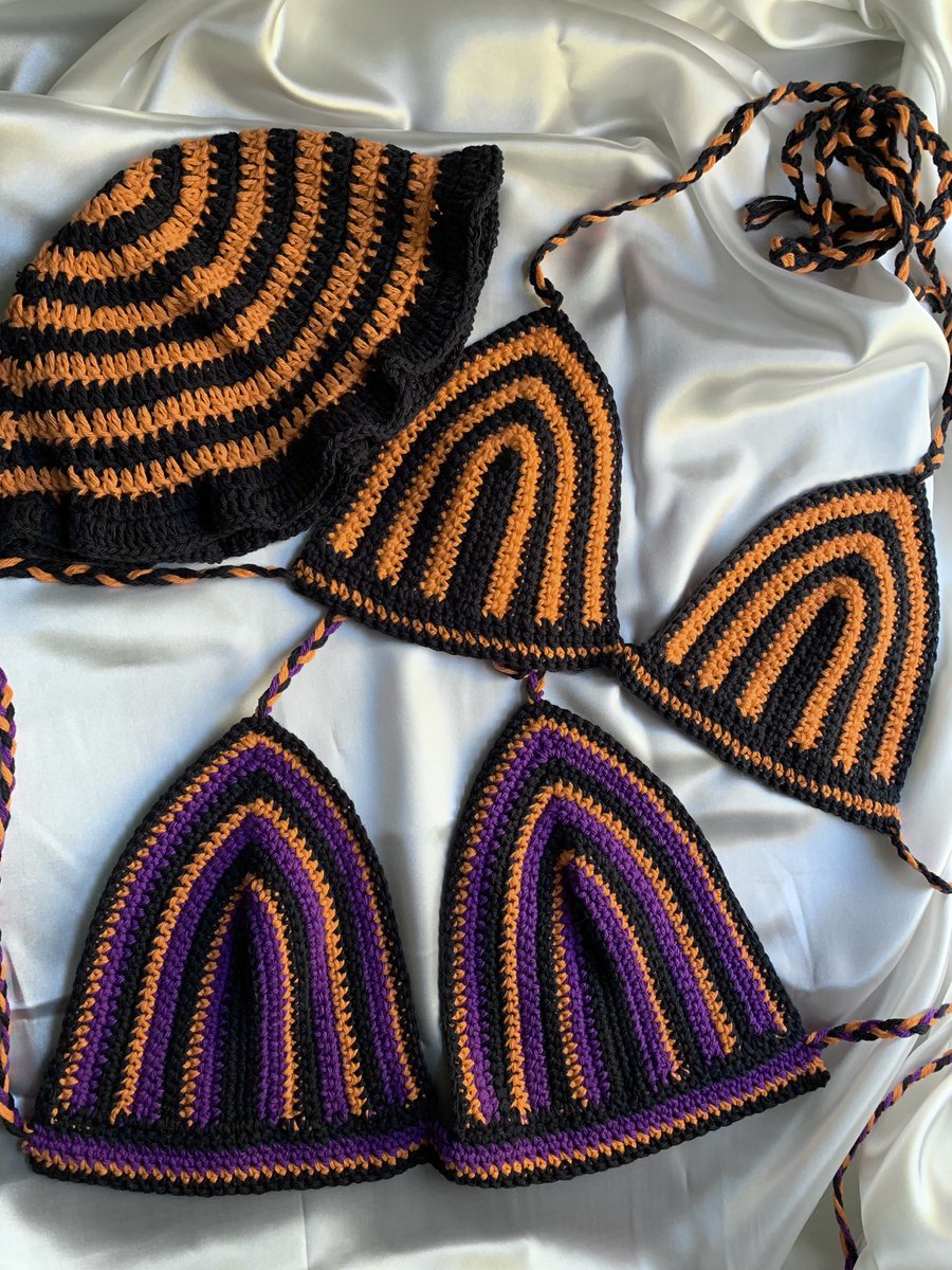 lunabellthreads's tweet photo. Would love to sell some beanies or halloween things today 🎃🍂

https://t.co/umg8pzcARs https://t.co/0A4yJ2zHsD