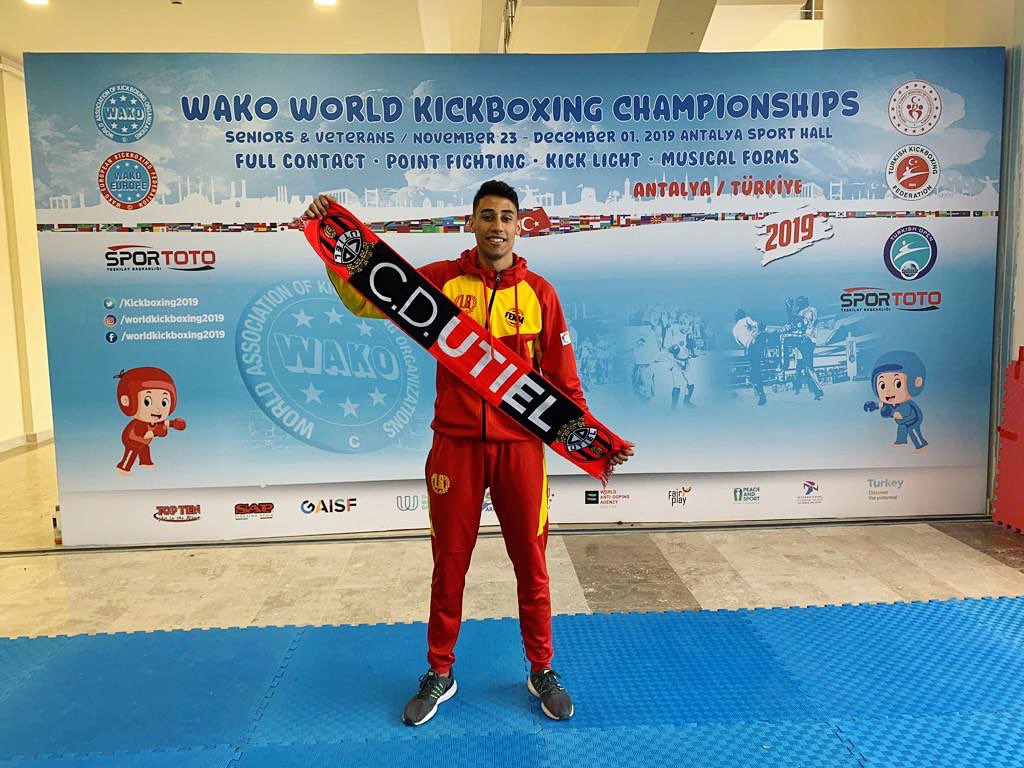 UtielCd's tweet photo. Nuestro aficionado Kevin Koffi se proclama campeón del mundo💪🏼
Ha situado a España en lo más alto y se trae de vuelta el oro🥇 
¡Enhorabuena campeón!❤️🖤 https://t.co/ekFZ9oyQns