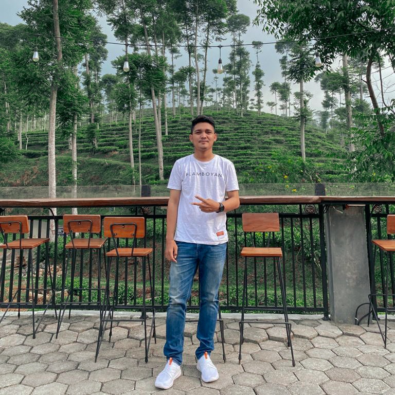 DoesPiero's tweet photo. #FotoProfilBaru https://t.co/CYfVdsIaVA