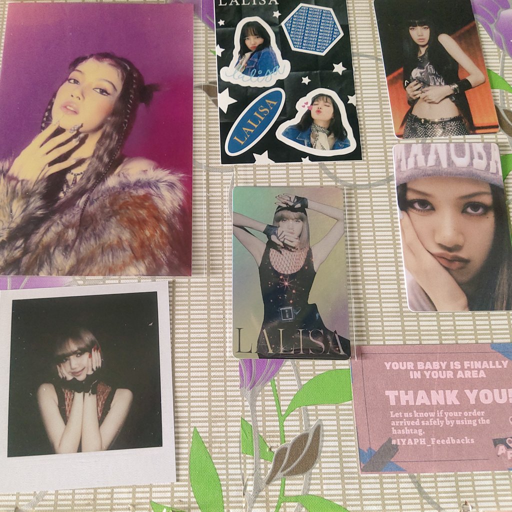 lalalalhei_'s tweet photo. Received my first ever album LALISA😍
I thought it has not yet arrived in PH. But already shipped to my address. Well packaged and received in good condition.
Thank you so much @INYOURAREAPH 

#IYAPH_Feedbacks
#LALISA 
#GoldVersion https://t.co/7x6Z4LzRRO