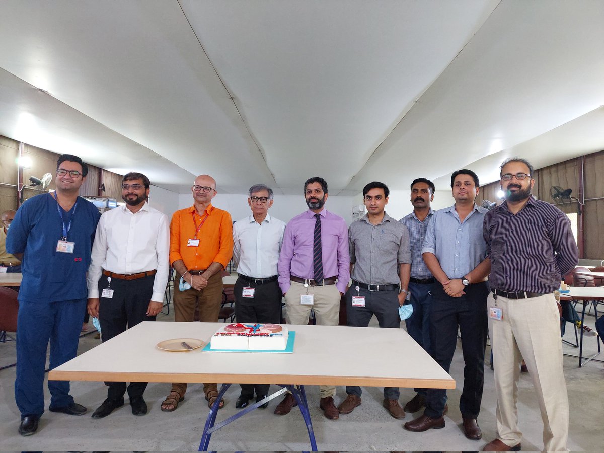 Celebrating our recent milestone of completing 100+ laparoscopic nephrectomies and day case laparoscopic nephrectomy with #teamurology @skmch proud moment for the team, thankful to Almighty.
