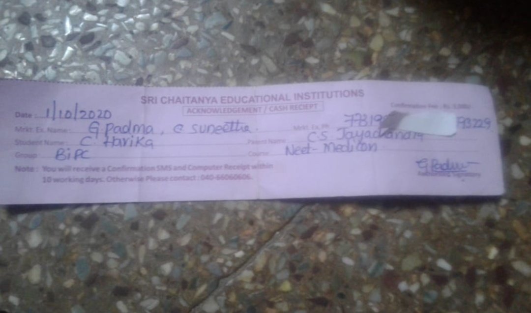 Harikaa_18's tweet photo. Hi, This is C.Harika From Thirupathi, I'm Studying Inter 2nd Year 

I Have to Pay My Collage Fee From Past Two Years around 50,000/- My family is unable to pay fee at this statuion ! but I want to continue my studies, Can u all Please help me to continue my studies 🥺 https://t.co/tpS4g90RCJ