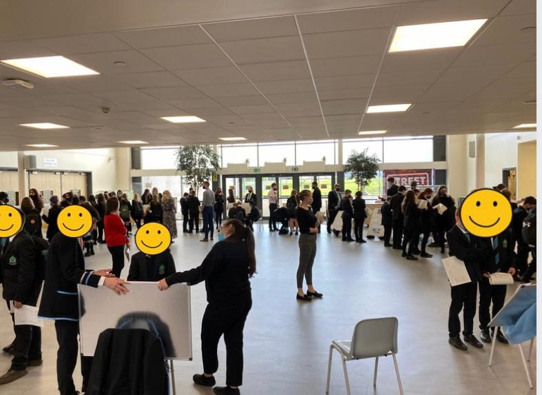 WilliamwoodHS's tweet image. A Huge well done to our S6 Young STEM Leaders and our S5/6 Skills for Work Health Sector pupils, for planning and delivering a highly informative, engaging and inspiring STEM Careers Fair today! @YoungSTEMLeader @DYWEastRen @DYWWEST #WWHSScience #ERCSTEM #DYW #nowrongdoor
