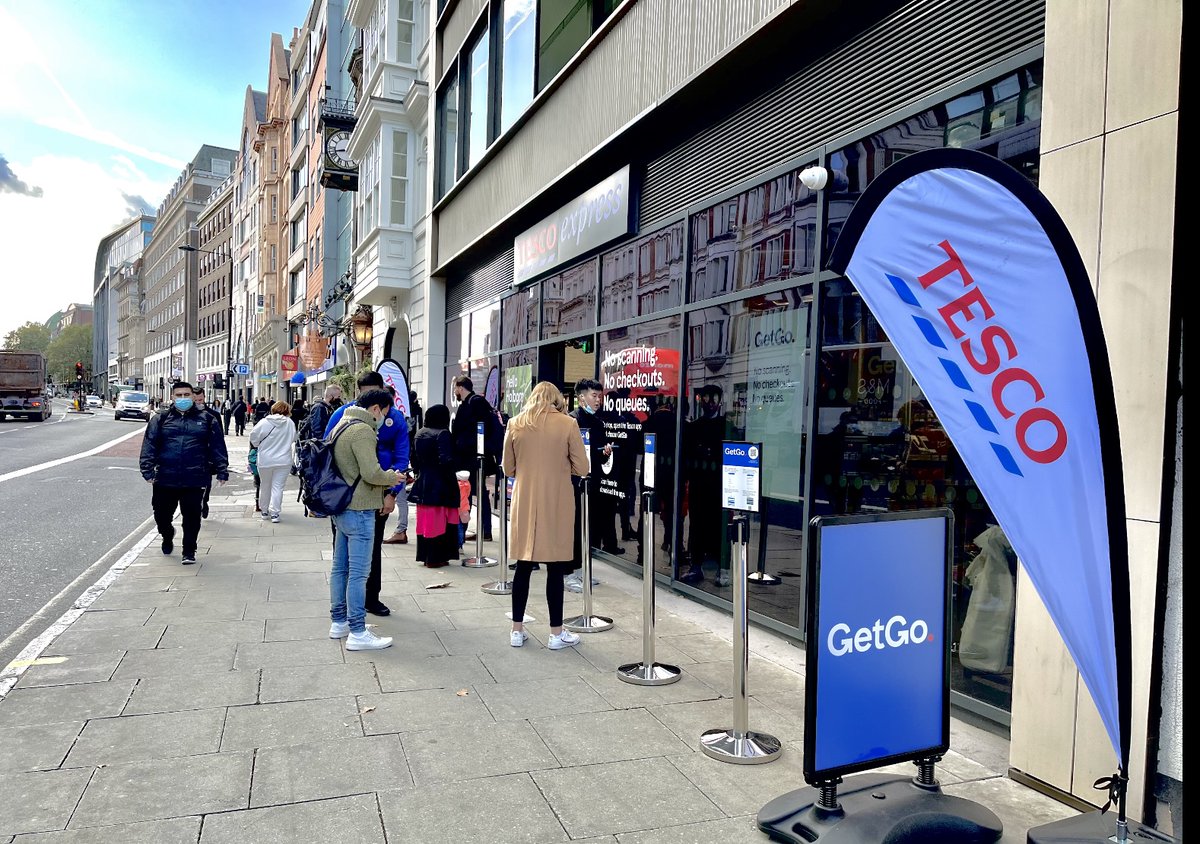 VoiceOfLondonUK's tweet image. Tesco Get Go: Do you want more checkout-free supermarkets opening in the UK? 
#Cashlesssociety #HolbornTesco #reducetime #tillfree #trialconcept #groceries @Tesco