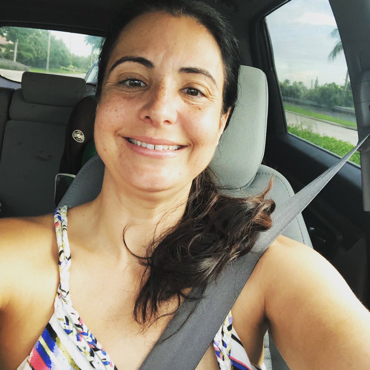 tiffeytiff81's tweet photo. Driving up north to Daytona beach today to celebrate my besties 40 bday. Beach bums by lunch time #3HourDrive 💥😍⭐️🍻 https://t.co/cDyxHU3S3j