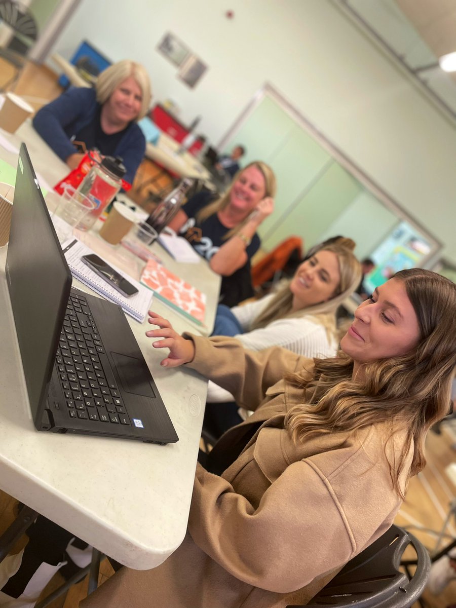 mosboroughpri's tweet photo. Exploring reasoning on our whole school training day with @gareth_metcalfe 😁 #iseemaths https://t.co/plHB7RtWHf