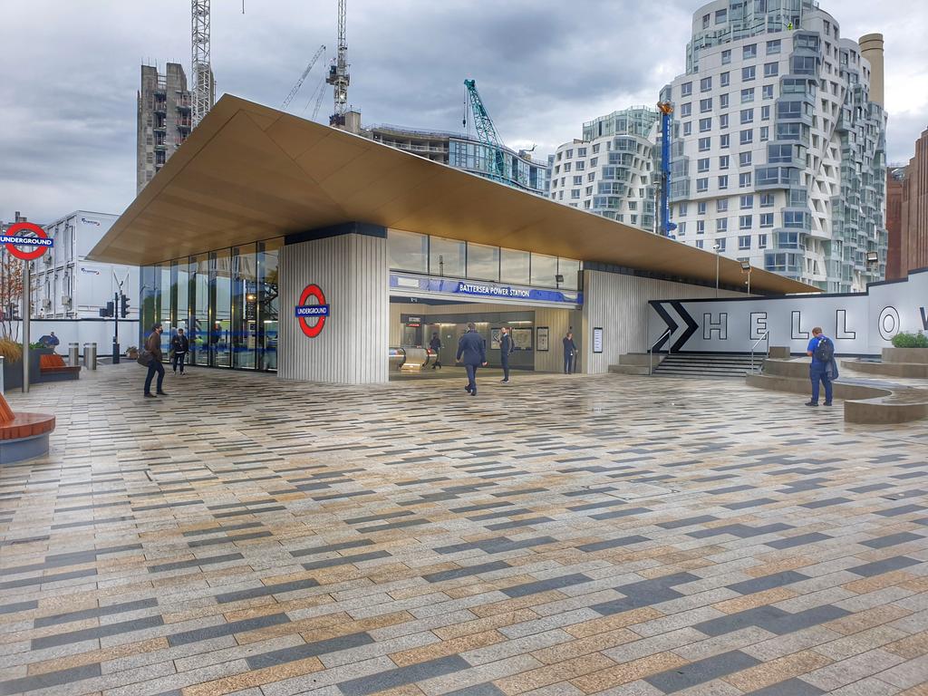 VASCHIOTIS's tweet photo. Battersea Power Station. 
Complete &amp; fully operational 4 weeks after handover. Enjoyed this one. Next challenge coming 🏗⛓🧱 #Battersea #NorthernLineExtension https://t.co/dl7u6SInFg