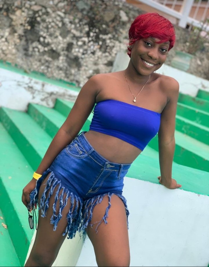 DenisMackenson's tweet photo. Yon sèl grenn divah nou genyen ann bal love la.
Bon rekot kafe baby🎂🎂🎂🍾🥂🎊🎉🎈🎁🎀
@DivahOkap https://t.co/RKVKiHCCSR
