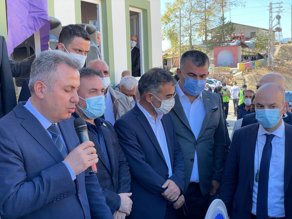 Acaryaylaköyünde İş adamı Sn.Ahmet Eren’in yaptırdığı caminin açılışına,Adanavalimiz Sn.Süleyman Elban,Ak Parti Adana MvSn.Tamer Dağlı,AkParti Adana il BaşkanımızSn.Mehmet Ay,Ak Parti Kozan İlçe BaşkanımızveSn.Yusuf Bilgili vekalabalık bir katılımla açılışımızıgerçekleştirdik.