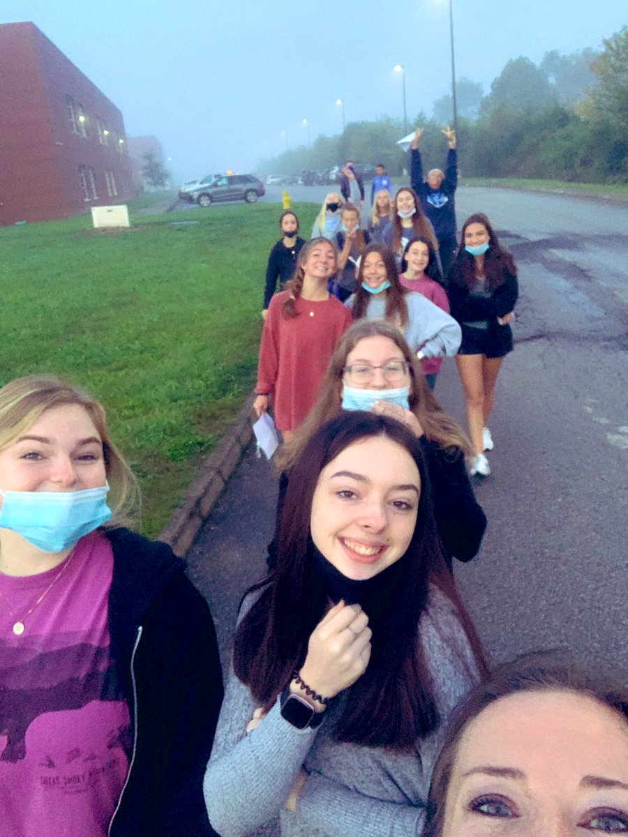 HVA FCA took a little walk to Hardin Valley Middle School for our first ever joint-meeting! These bold high schoolers spoke of how:
-we can seek comfort &amp; walk with God
-where our identity can be found
-how to represent God in your sport!

How awesome of a way to start a Friday!