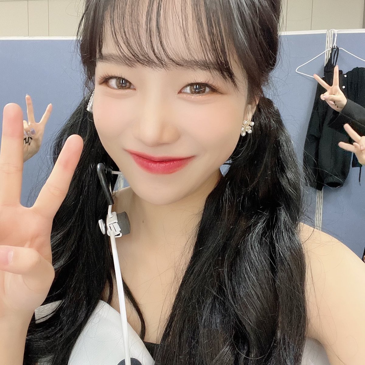 JOYURI_offcl's tweet photo. [#유리스팟] 2021.10.22 뮤직뱅크 &amp; 영상통화 8회차🎂

#조유리 #JOYURI #チョユリ
#유리가_언제나_빛날수있게
#AutumnForYuriDay https://t.co/R8lAp0lXtt