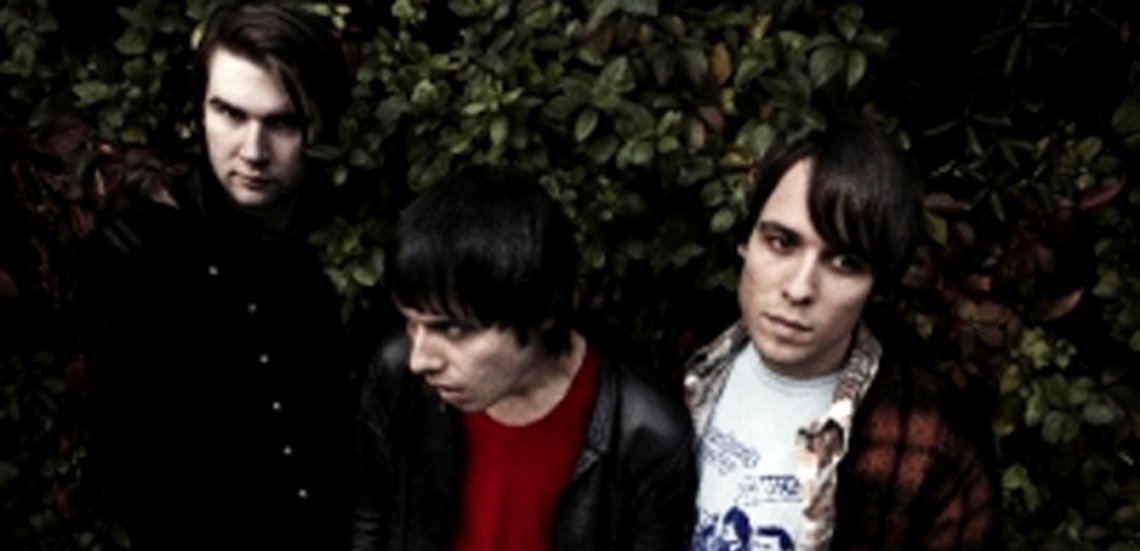 MXDWNUK's tweet photo. .@thecribs Share Two New Singles ‘The Day I Got Lost Again’ and ‘Opaline And Evergreen’
#TheCribs #SinglesRelease #IndieMusic #UkTour2022 
https://t.co/EhkpvwLVch https://t.co/s6H10CQW1o