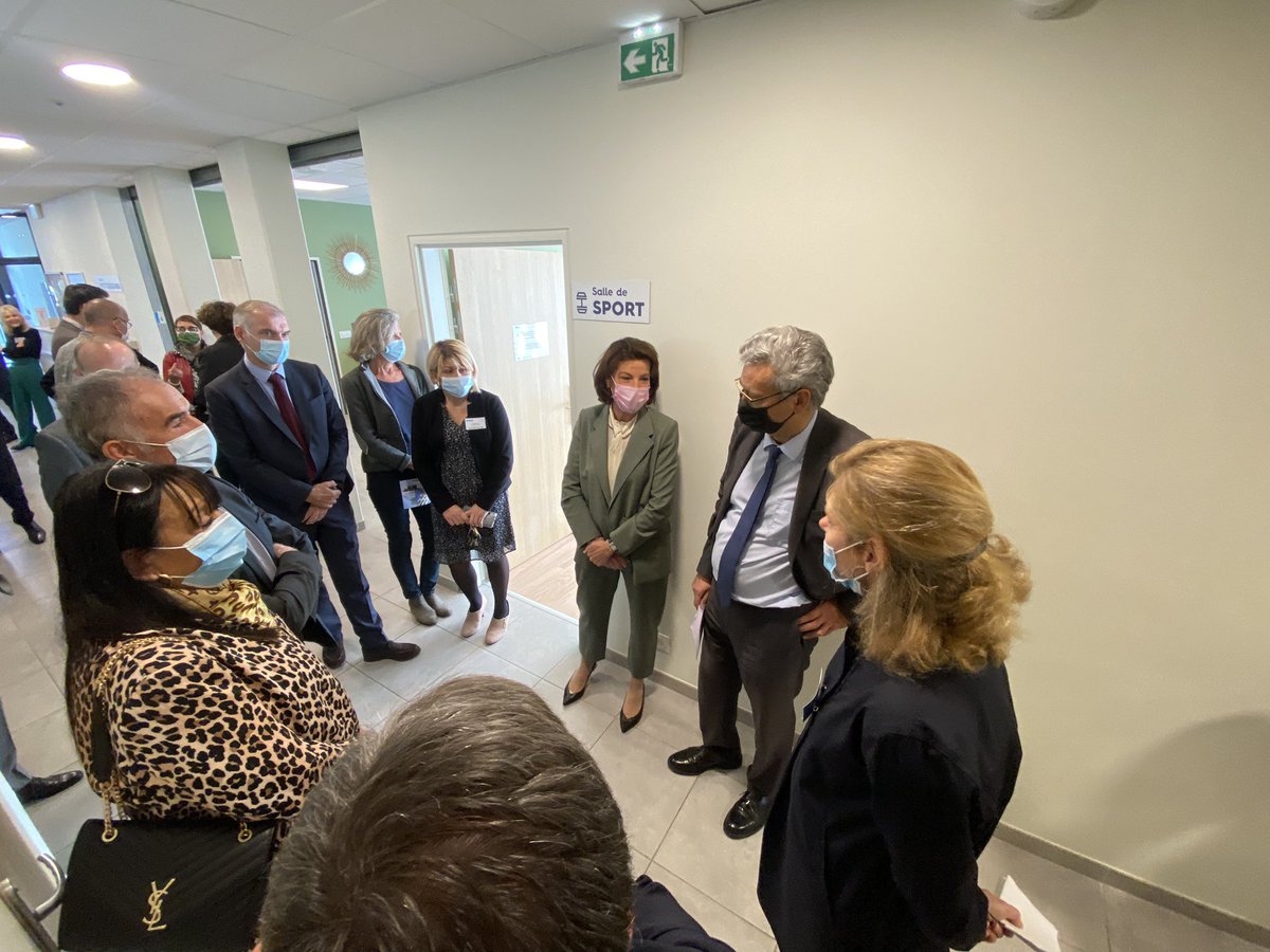 Très heureuse de participer en plein cœur du #quartier des Moulins à l’inauguration aux côtés de 3F Résidences groupe <a href="/ActionLogement/">Action Logement</a> d’une Résidence Mobilité de 150 #logements accueillant des salariés aux revenus modestes,en situation de mobilité et d’#insertion professionnelle.