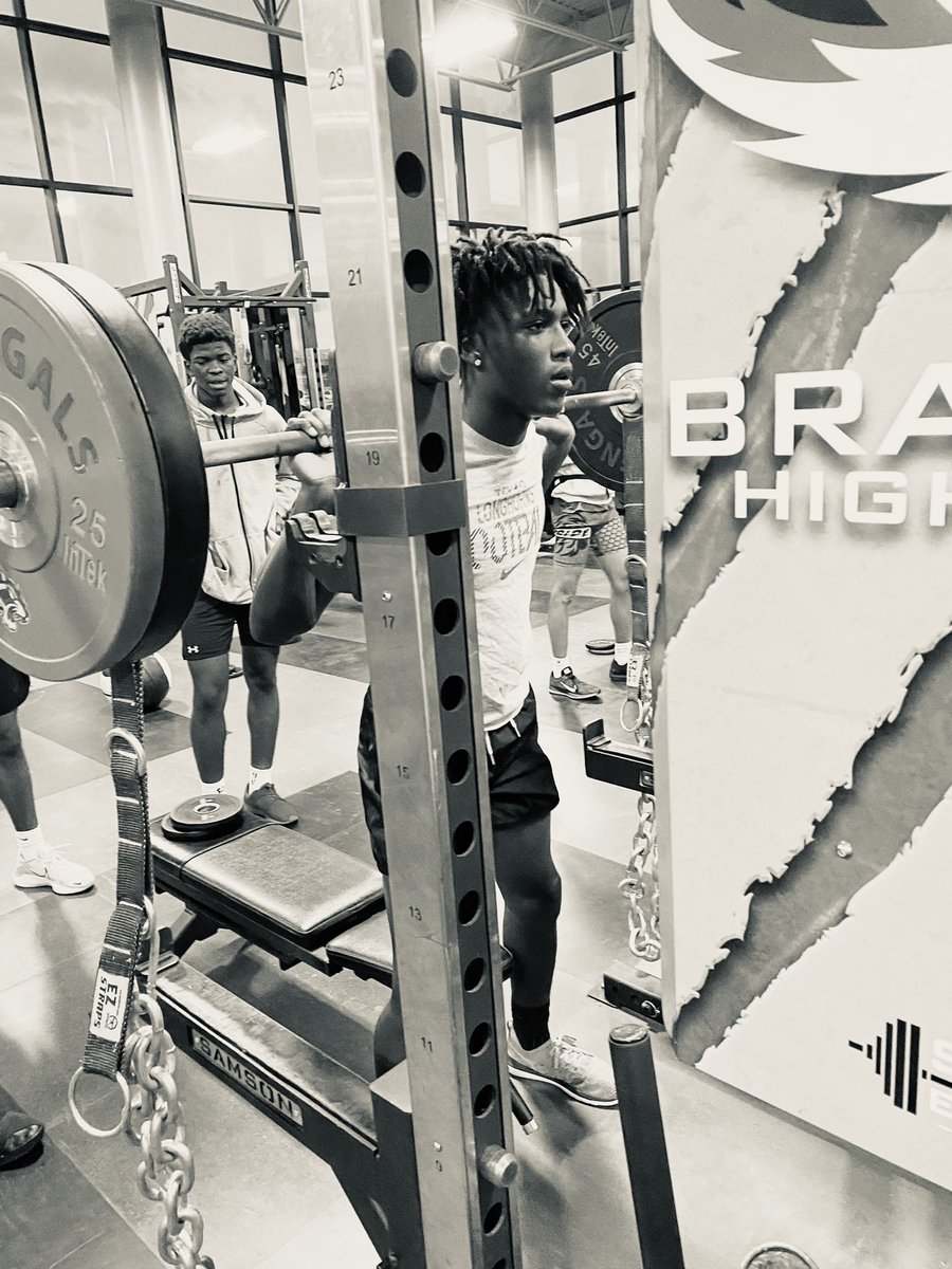 BengalLifestyle's tweet photo. Focus. Visualize.
Game dayโผ๏ธ
#BLS | #PlayGreen | #BringTheAxe https://t.co/uDDGTO9OSz