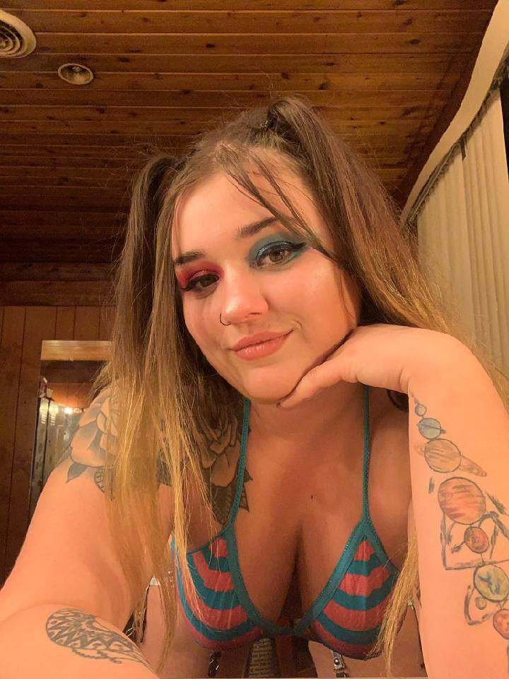 BeemersGC15131's tweet photo. This is the sexy Sunshine see her and all of our Beemer's Babes Friday and Saturday 7pm-2am
#privaterooms #lapdances #nsfw #sexwork #gentlemensclub #dancers #getnaked #viprooms #sexyladies #comeseethem #allnude #exoticdancers #stripclub #takeitalloff #livenudes #naked #nude https://t.co/KTspyk20Df