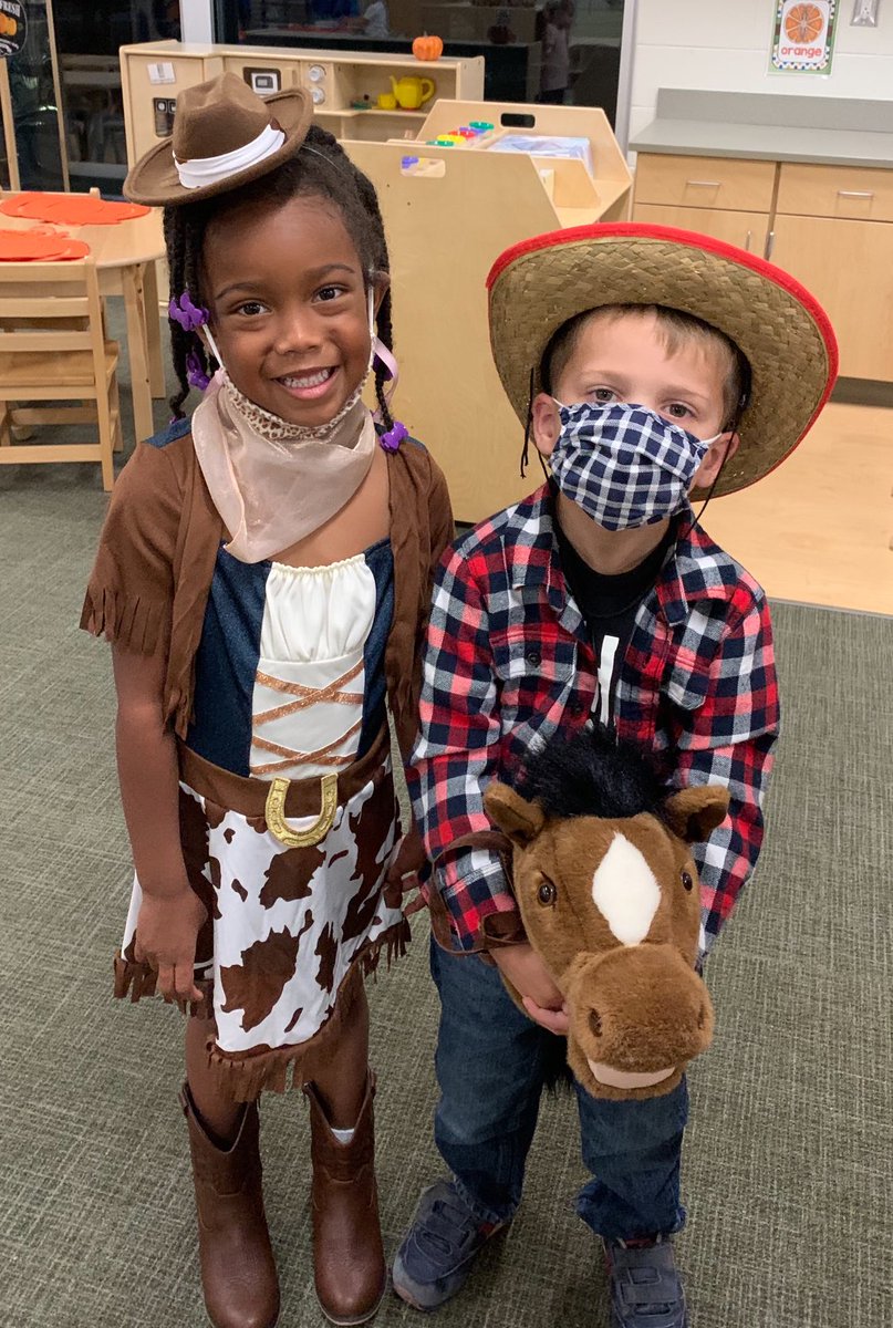 LilCopperheads's tweet photo. Yeehaw! It’s Rodeo Day and these Little Copperheads are ready to lasso a Fun Friday! #SpiritWeek #LittleCopperheads https://t.co/x0G4YqZ1Z4