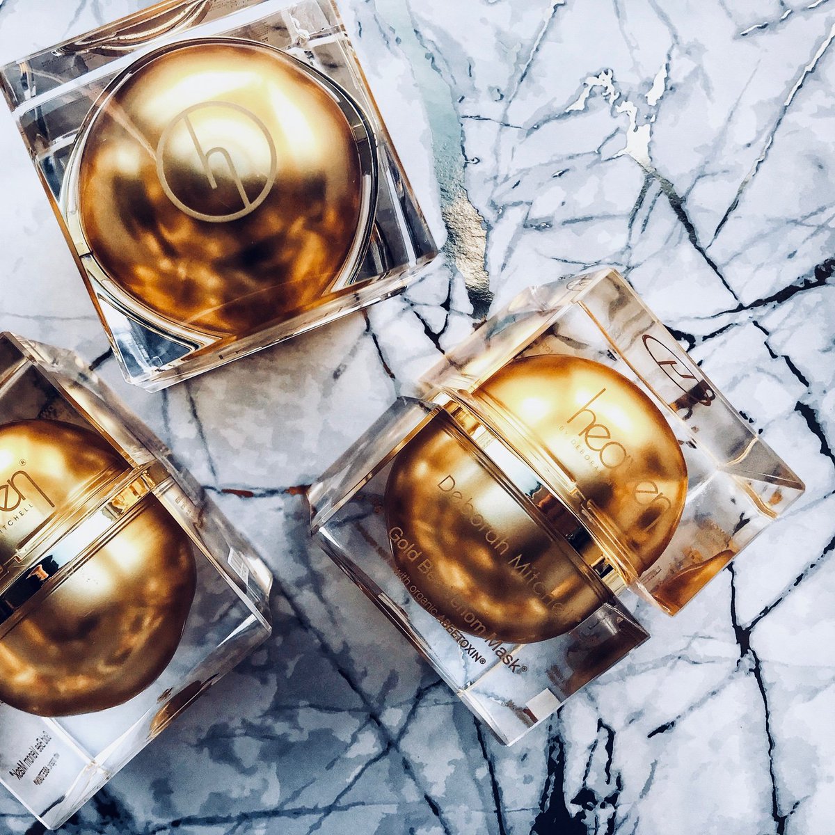 The pinnacle of skincare: the Gold Bee Venom mask is a revolutionary organic cream that works to control the facial muscles for tightening, firming & lifting; whilst penetrating fine lines. It contains the world’s rarest bee venom; only 500 are made a year
ow.ly/zHYf50FxgiZ
