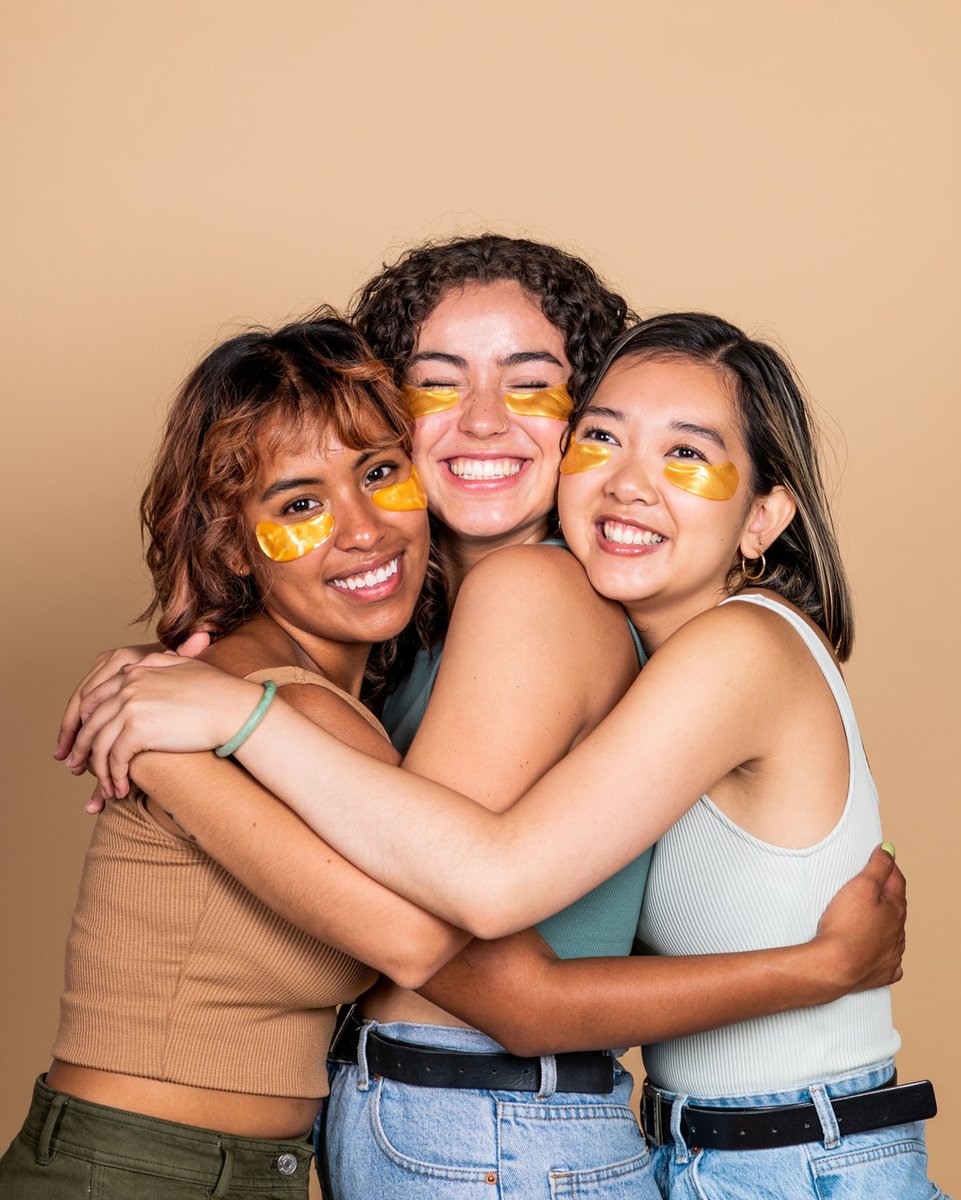 grace &amp; stella was built on a dedication for ‘feel-good moments’, and the principle that these moments positively impact other aspects of life. Little ‘feel-goods’ domino into big ‘feel-goods’, and we’re here for that. 🕊

Self-care goes beyond skin care—it’s