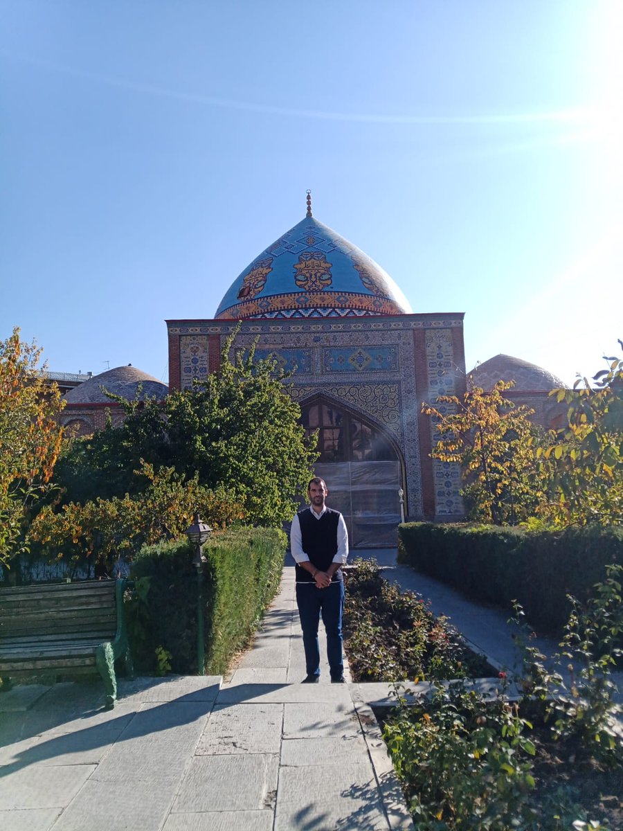 yeghig's tweet photo. Visited the #Blue_Mosque in #Yerevan which is an 18th-c Shia mosque. It was commissioned by Huseyn Ali Khan, the khan of Yerevan. One of the oldest extant structures in Yerevan & most significant structure from the city's Iranian period. Today the only active mosque in #Armenia. https://t.co/3vl4IvVqF3