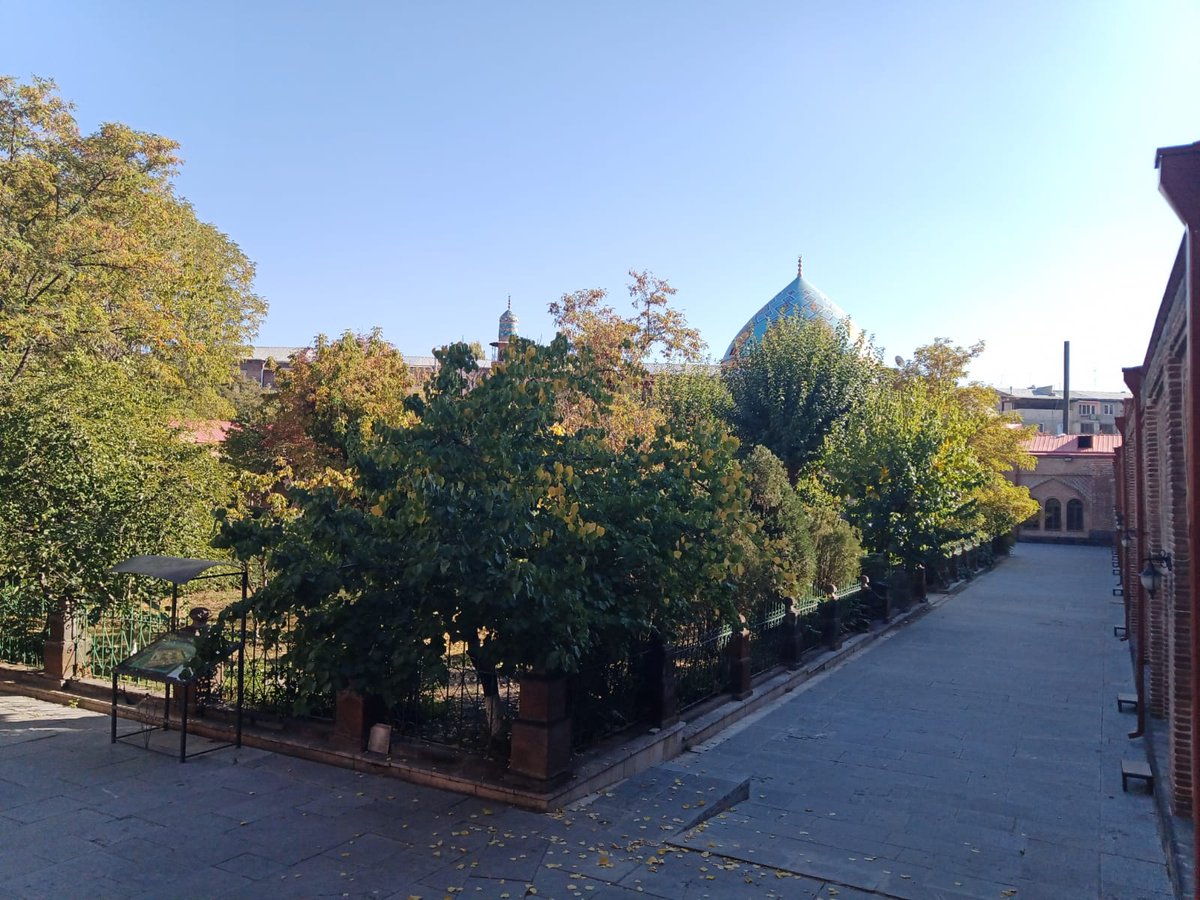 yeghig's tweet photo. Visited the #Blue_Mosque in #Yerevan which is an 18th-c Shia mosque. It was commissioned by Huseyn Ali Khan, the khan of Yerevan. One of the oldest extant structures in Yerevan & most significant structure from the city's Iranian period. Today the only active mosque in #Armenia. https://t.co/3vl4IvVqF3