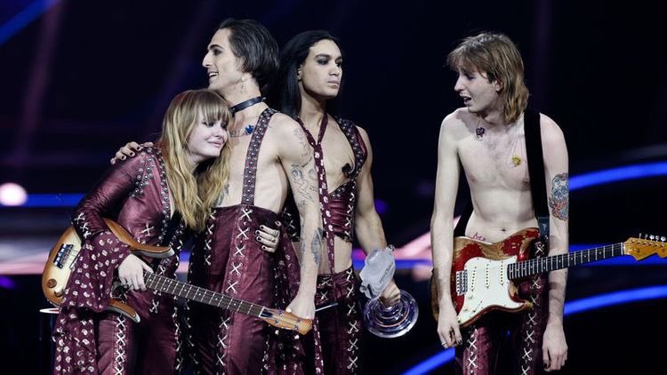 Måneskin евровидение 2021. Евровидение 2021 италия. Евровидение 2021 группа. Италия евровидение 2021 maneskin. Песни евровидения италия.