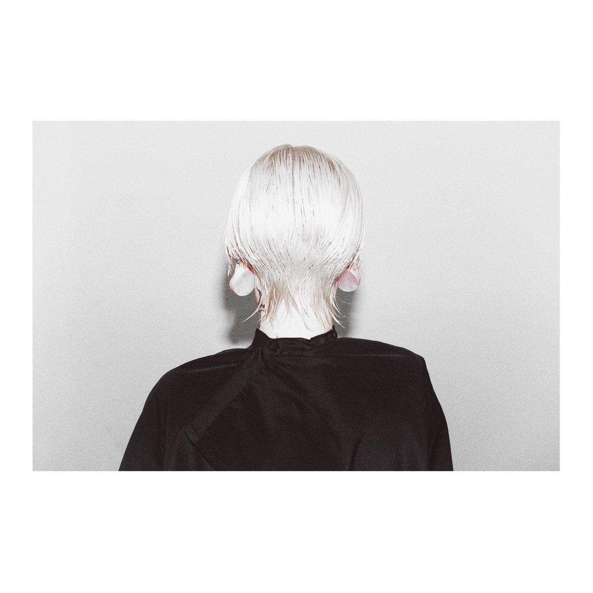 g r a d u a t e d  m u l l e t
💋💋💋💋✌🏼✌🏼✌🏼
<a href="/cruxebrand/">CRUXE</a> <a href="/V76byVaughn/">V76 by Vaughn</a> 
#hairdressing #hairdresser #hairstylist #haircut #bobhaircut #mullet #fashionmullet #geometric #minimalismo