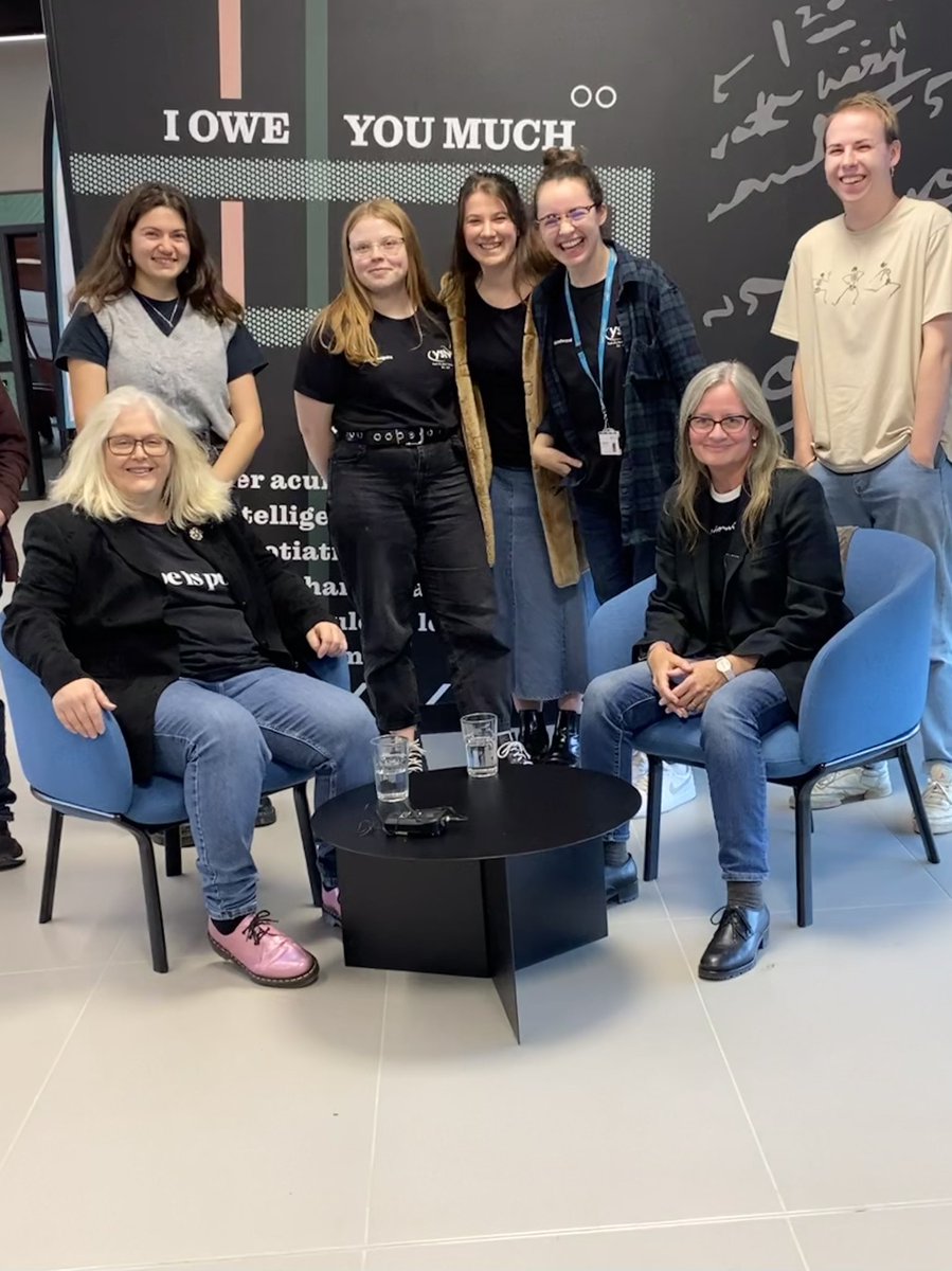 liv_woodwrd's tweet photo. Yesterday we had the privilege of interviewing @spiceyw and Prof. Laurie Shannon (@AnneListerSoc) for our doc! We had such an incredible time and it was so inspiring to be able to speak with you both - thank you so much for taking part! 🌈🎩
#AnneLister #FFAW @ystv @annelisterUoY https://t.co/gRiVSjcScP