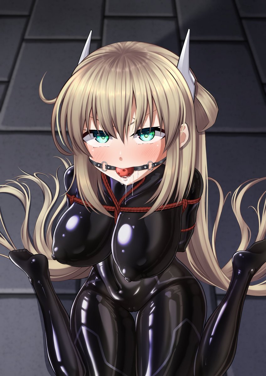 レイちゃん捕まえた その2 
#R18 #遊戯王OCG #閃刀姫 #緊縛 #拘束 #猿轡 #ボールギャグ #ラバースーツ #ぴっちりスーツ #pixiv https://t.co/PcToZqtl4X 
ピクシブにて他にも多数差分をアップしておりますので、そちらもご覧いただけると幸いです! 