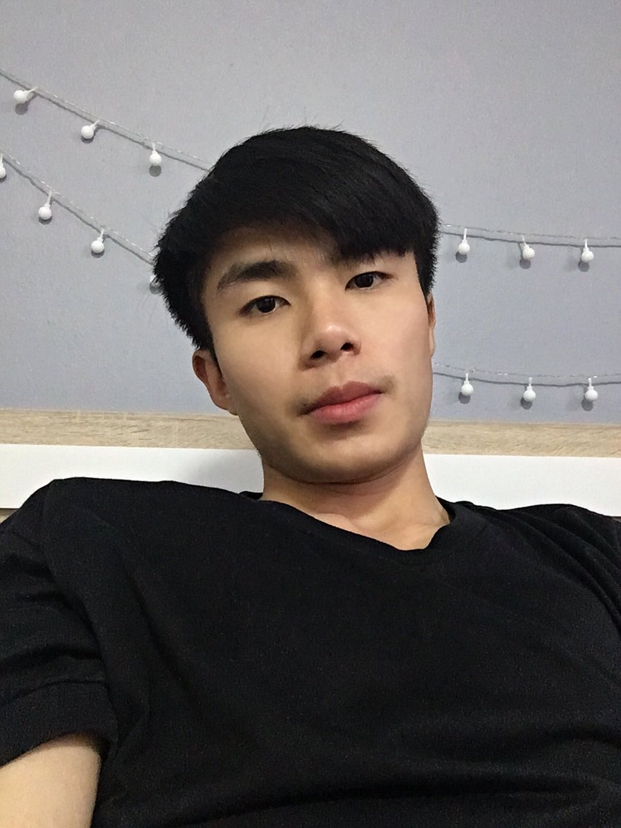 kphuuu's tweet photo. เหงาไม่ไหวแล้ววววว https://t.co/T0hPD3V9JI