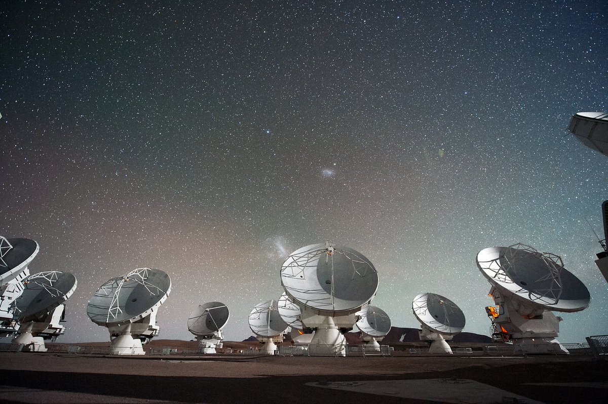 UWMPlanetarium's tweet photo. ✨Tonight we celebrate the #astronomy capital of the world, #Chile 🇨🇱with Antonio Hales of the #ALMAObservatory 📡Chile is known as the “Capital of Astronomy” because of its very dark, clear skies 🌌
Sign up: 🔗https://t.co/iWFUHULXdh https://t.co/CcyQGTSXRQ