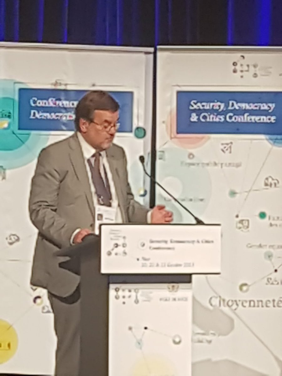 Efusnews's tweet photo. [#sdc2021] - "This co-produced document highlights our #LocalAuthorities, which, whatever their size, country or political affiliation, are at the heart of the responses to different types of crises, whether related to security, #health or the environment." @Willy_Demeyer https://t.co/3rK3BwCfaq
