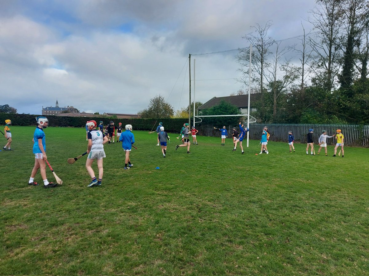 ShaneO_Hanlon's tweet photo. All hurling today in @GCC_NewRoss 2 good 2nd year games V @CBS_Enniscorthy in the morning with a huge amount of Wexford talent on show from both schools. Followed by over 100 first year hurlers out for skill work &amp; games
#PostPrimaryGAA #smallball https://t.co/yudPHP2eOI