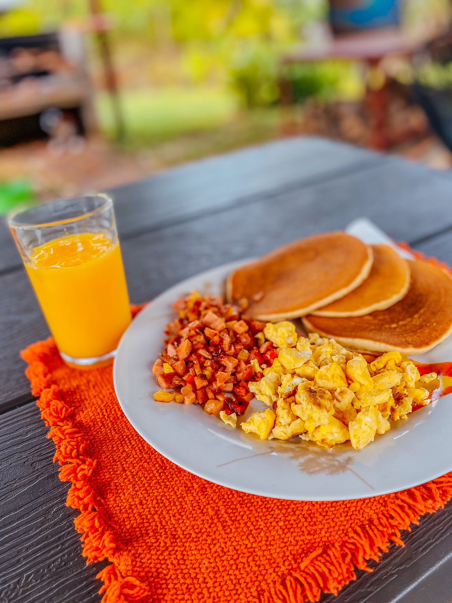 sicostatrips's tweet photo. Let’s get wet! Then after we can boogie back hone for #breakfast . https://t.co/Exd937W9ee