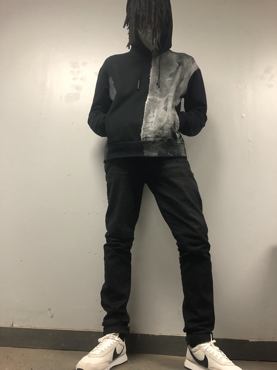 ONLYGOTDOPE's tweet photo. #ONLYGOTDOPE — 2021 
*That’s a blade up on my hip* 
#sorrowtrap https://t.co/LfcGifu0EB