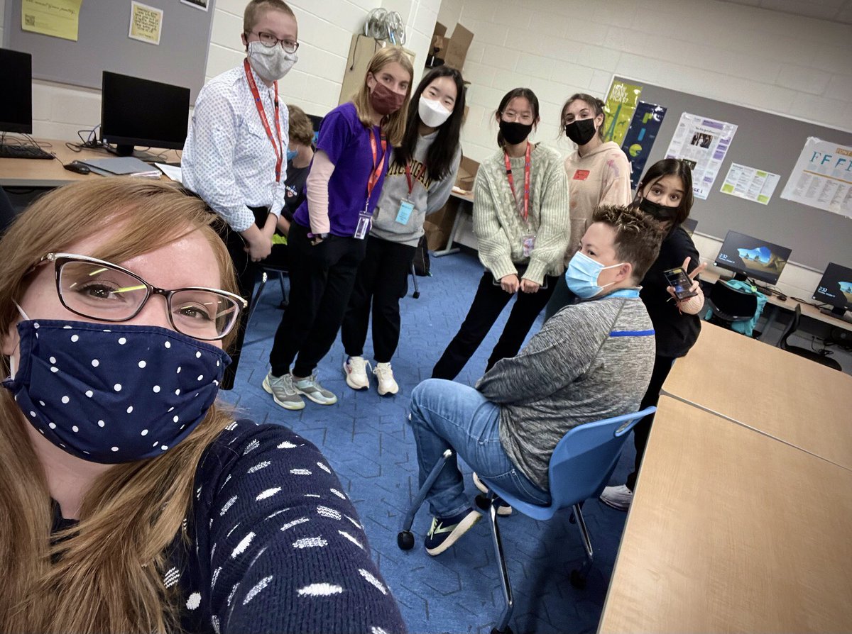 Thank you <a href="/CaroWags/">cdubs</a> and @LZHSEnglishDept for letting us to pop into your classes this week! So many great things happening in these classes, and tons of insight that will help make course selections easier! Next week, we’re coming at you <a href="/sjeretina/">Steve Jeretina</a> and Social Studies!