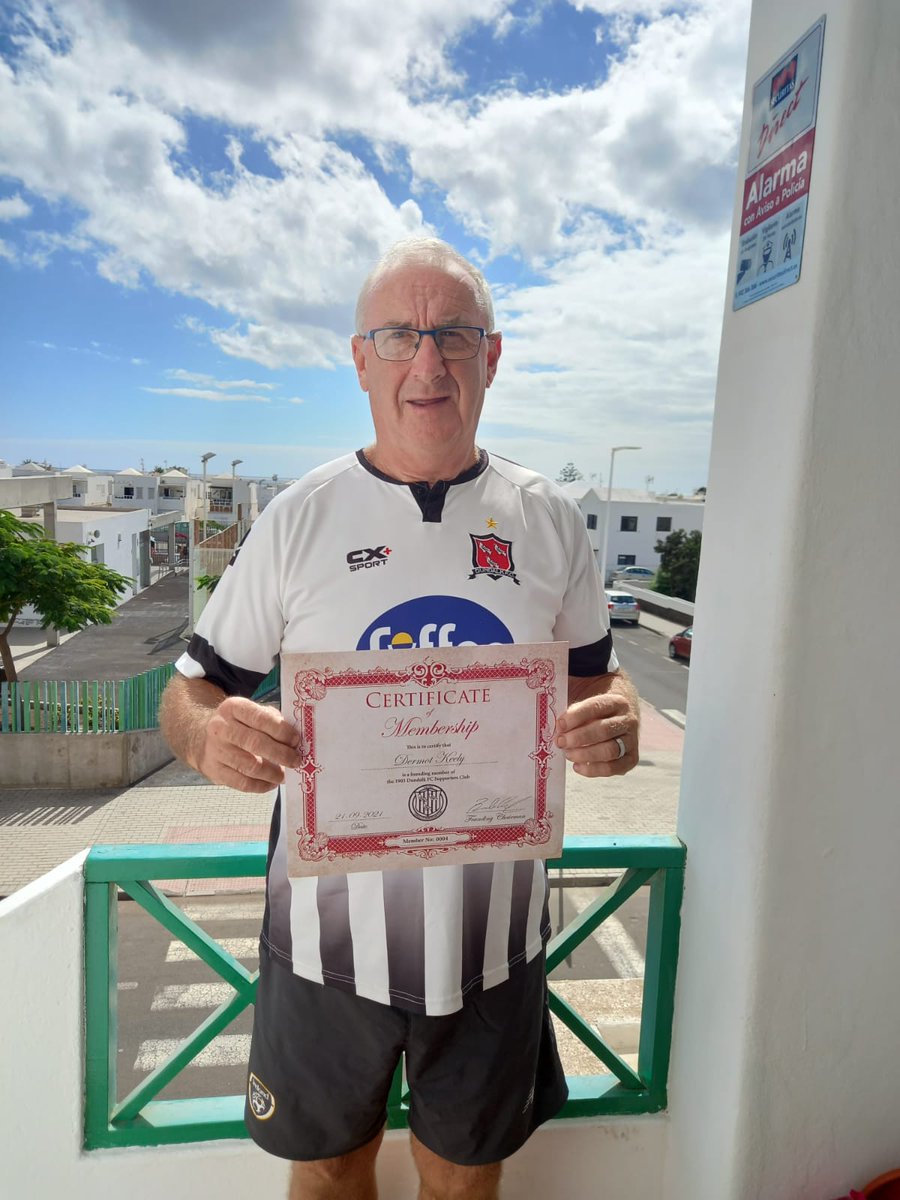 Delighted to be a member of the 1903 Dundalk  Supporters  Club. Privileged  that they gave me membership  number 4 .
Best of luck tonight. C'MON THE  TOWN <a href="/DundalkFC/">Dundalk FC</a> <a href="/dfcsc1903/">The 1903</a>